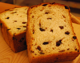 レーズン食パン